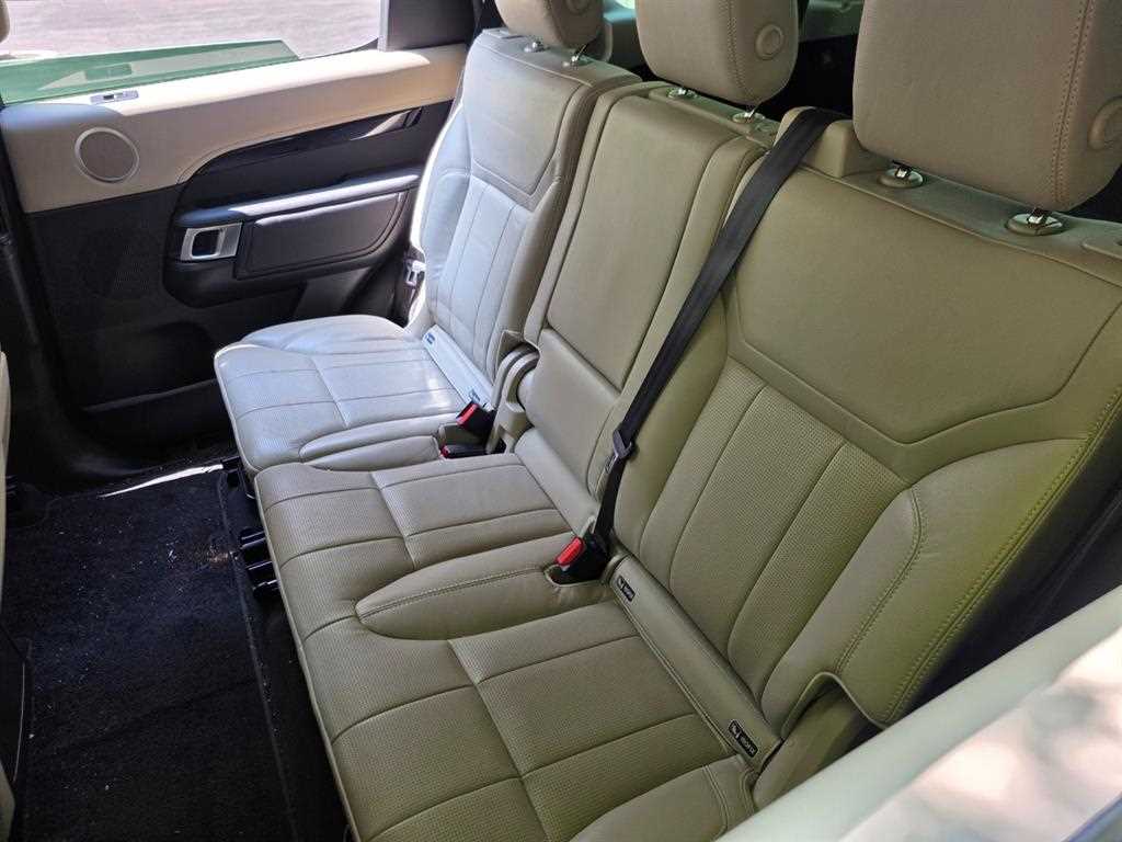 Land Rover Discovery - Vista 7