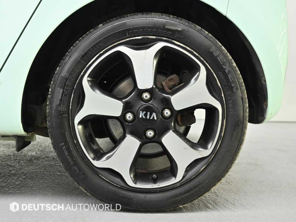 KIA Ray - Vista 5