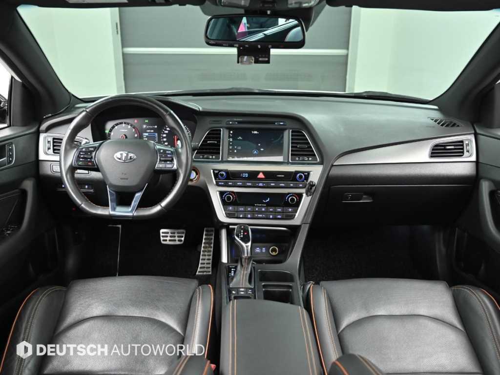 HYUNDAI Sonata - Vista 7