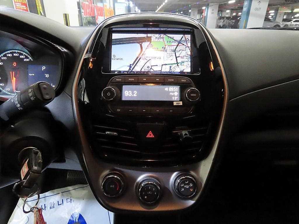 Chevrolet Spark - Vista 11