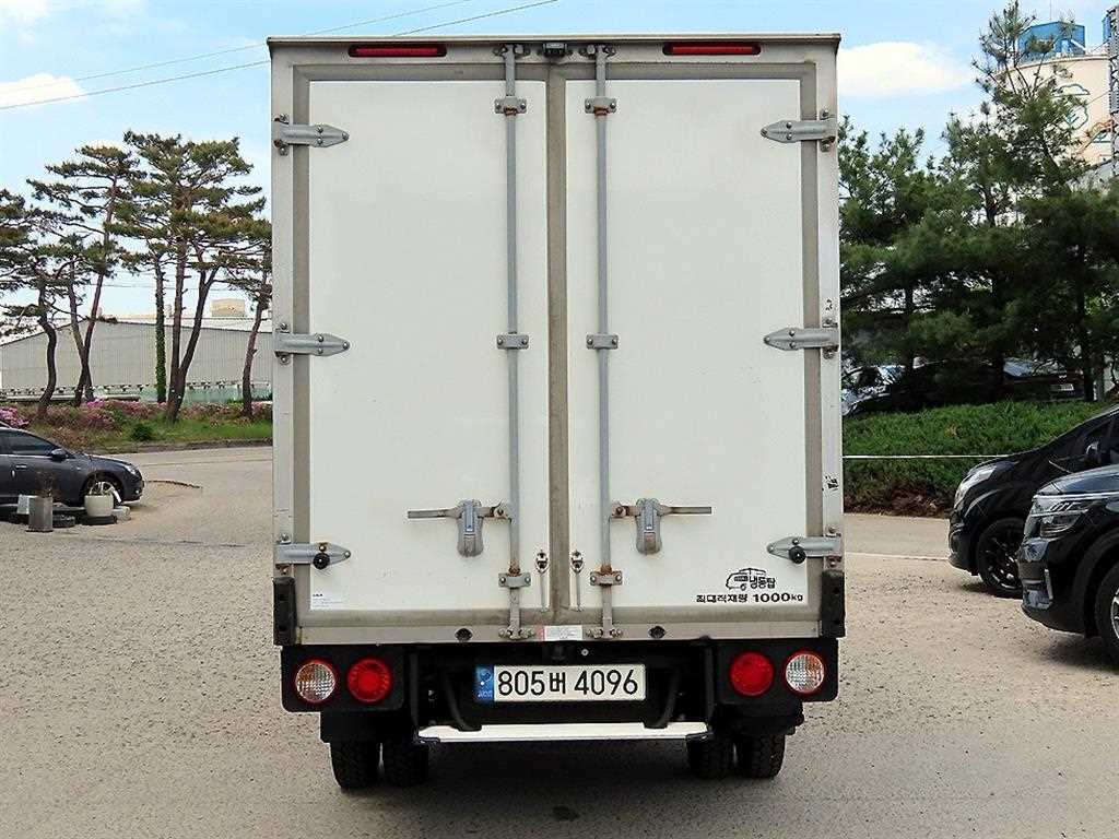 Small Truck Top_Refrigerator Top - Vista 4