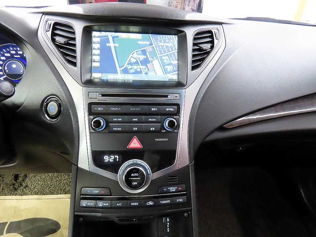 HYUNDAI Grandeur 2015 Negro - Importación desde Corea - HF Imports Iquique - Foto 14