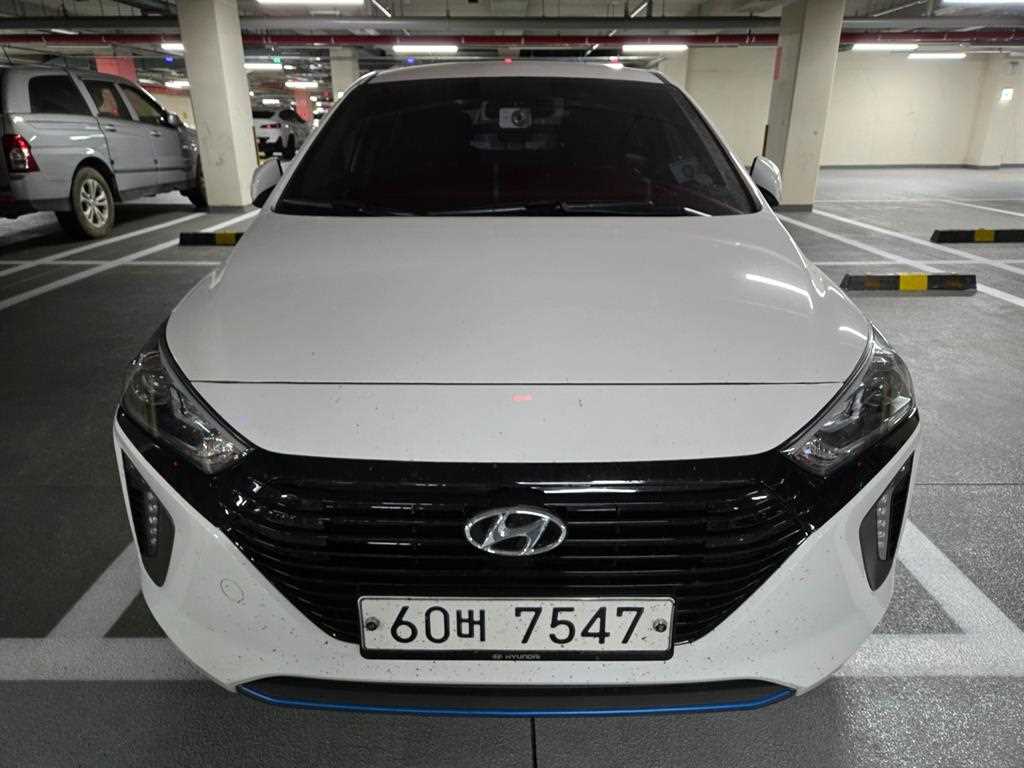 HYUNDAI Ioniq 2018 Blanco - Importación desde Corea - HF Imports Iquique - Foto 1