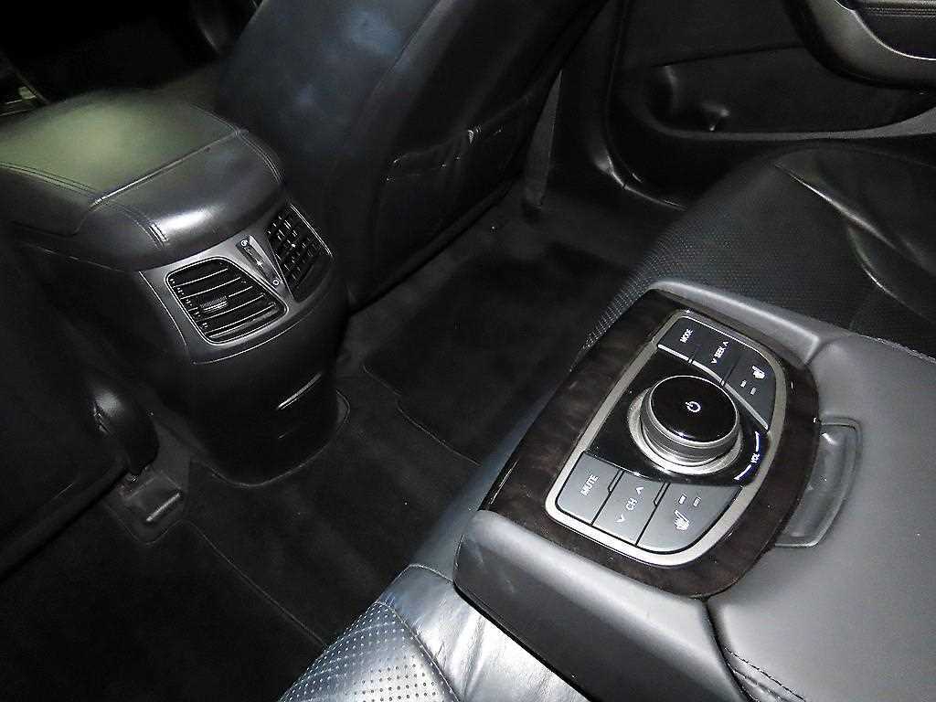 HYUNDAI Grandeur 2014 Negro - Importación desde Corea - HF Imports Iquique - Foto 18