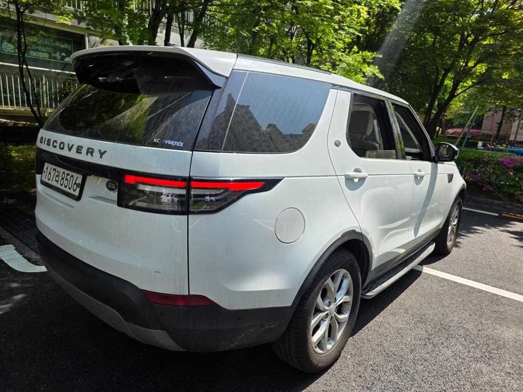 Land Rover Discovery - Vista 5