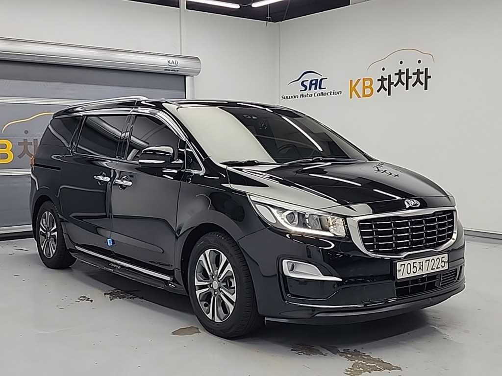 KIA Carnival - Vista 4