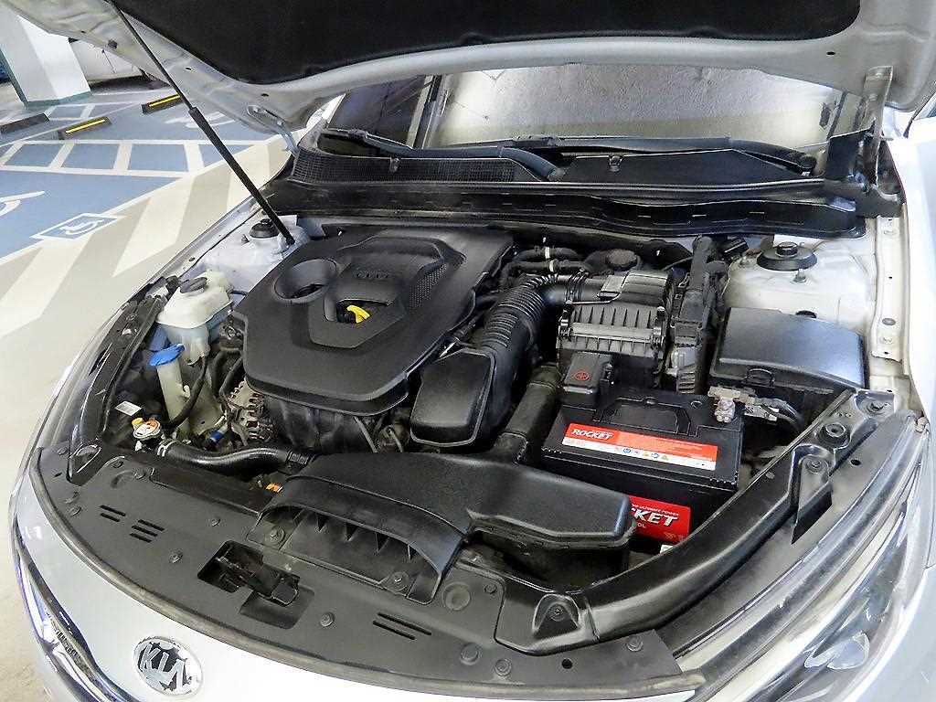 KIA K5 2015 Gris - Importación desde Corea - HF Imports Iquique - Foto 18