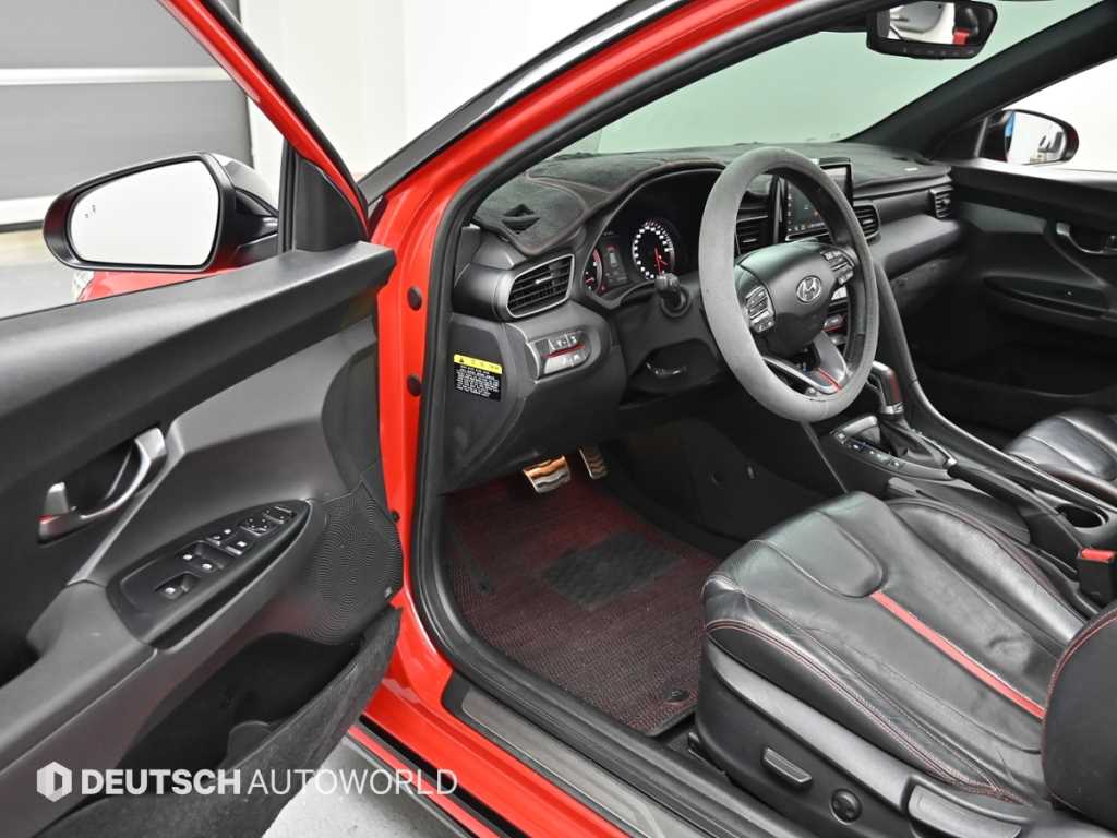HYUNDAI Veloster - Vista 11