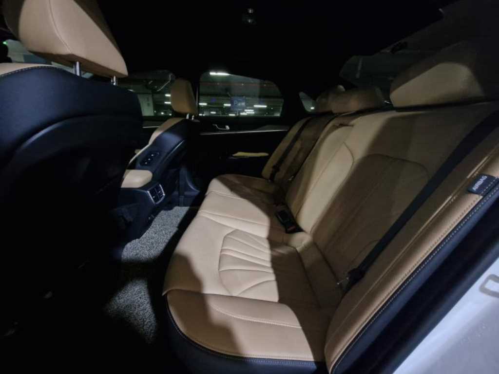 KIA K5 - Vista 7