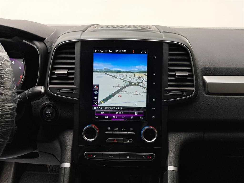 SAMSUNG QM6 - Vista 9