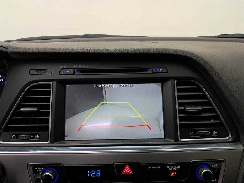 HYUNDAI Sonata - Vista 10