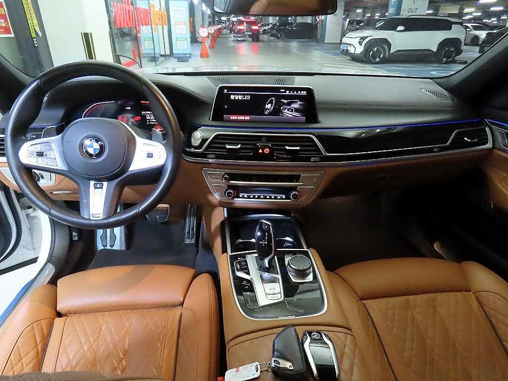 BMW 7 Series - Vista 10