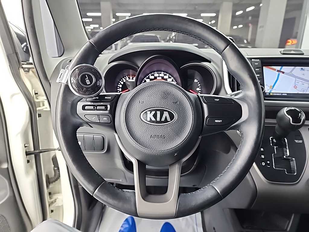 KIA Ray - Vista 9