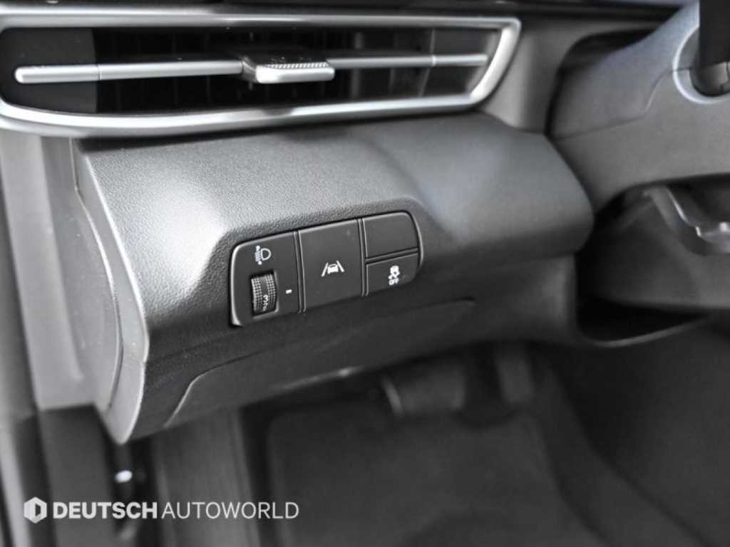 HYUNDAI Avante - Vista 10