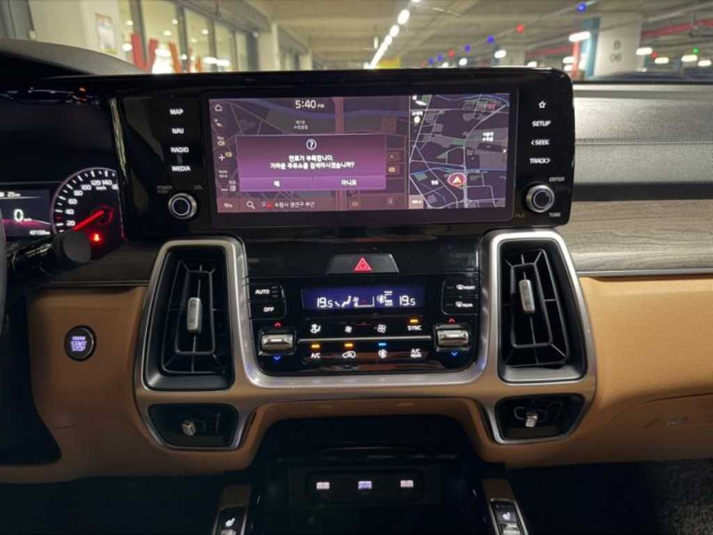 KIA Sorento - Vista 9