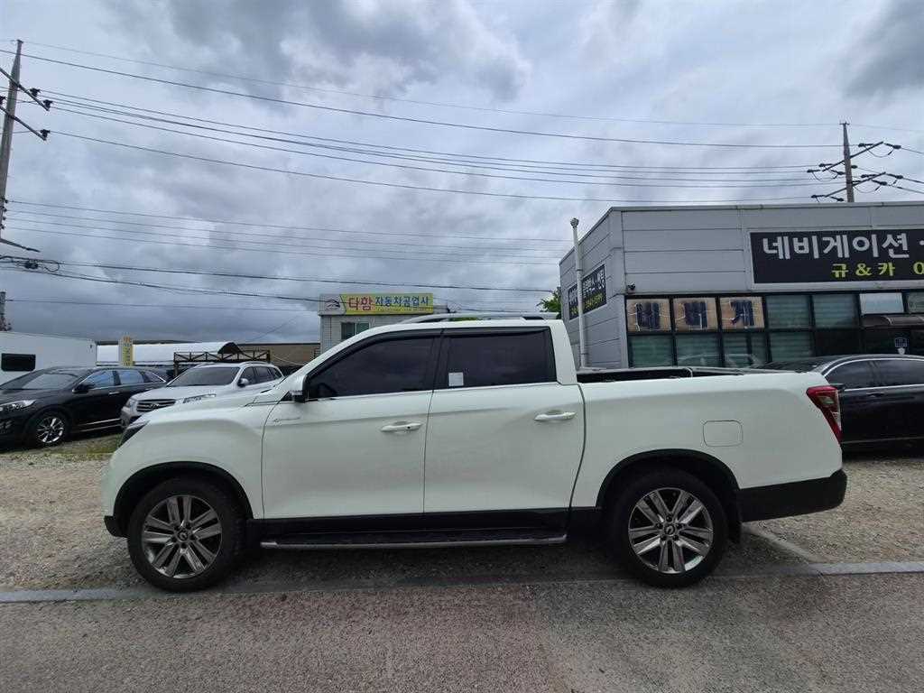 Ssangyong Rexton - Vista 3