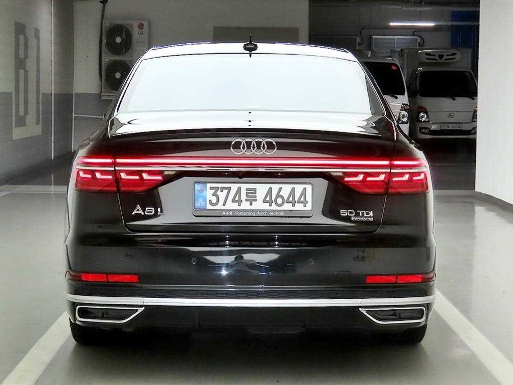Audi A8 - Vista 3