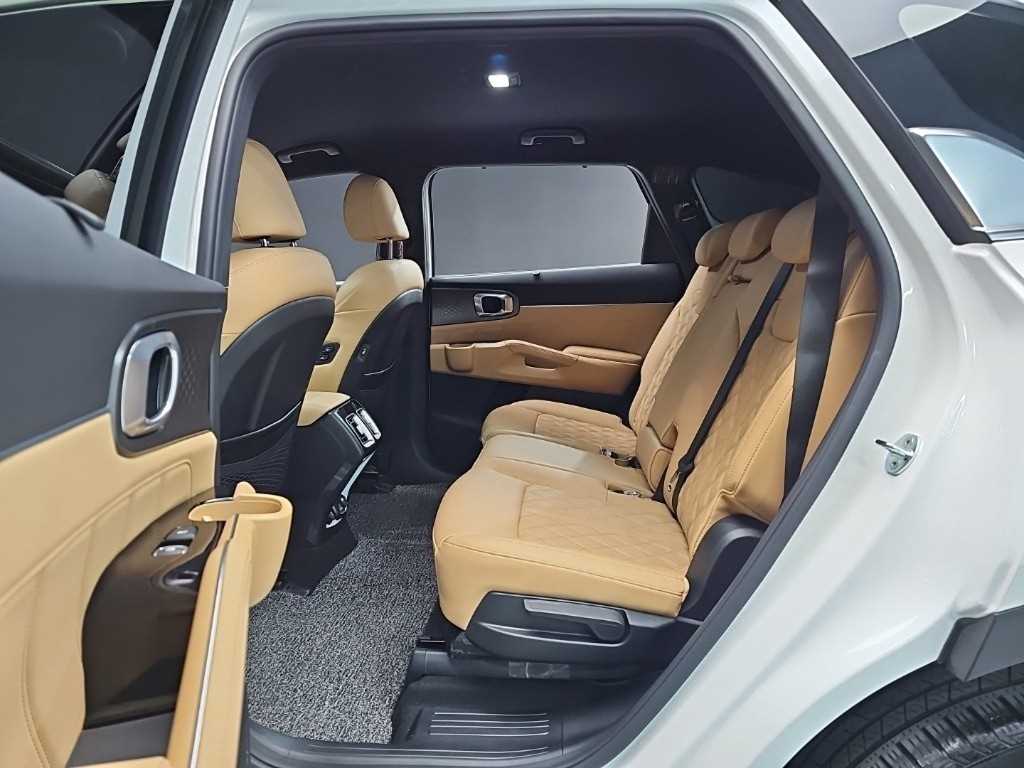 KIA Sorento - Vista 12
