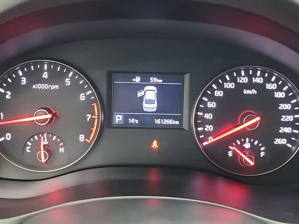 KIA K7 - Vista 6