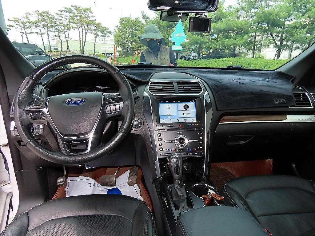 Ford Explorer - Vista 7