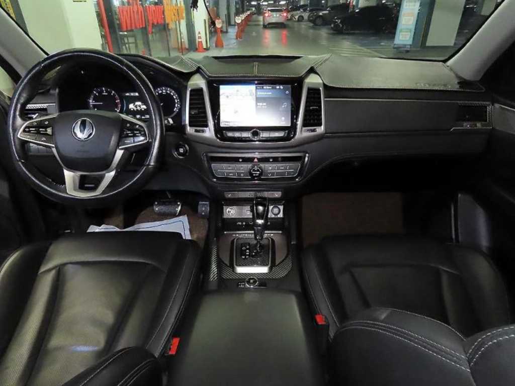 Ssangyong Rexton - Vista 10