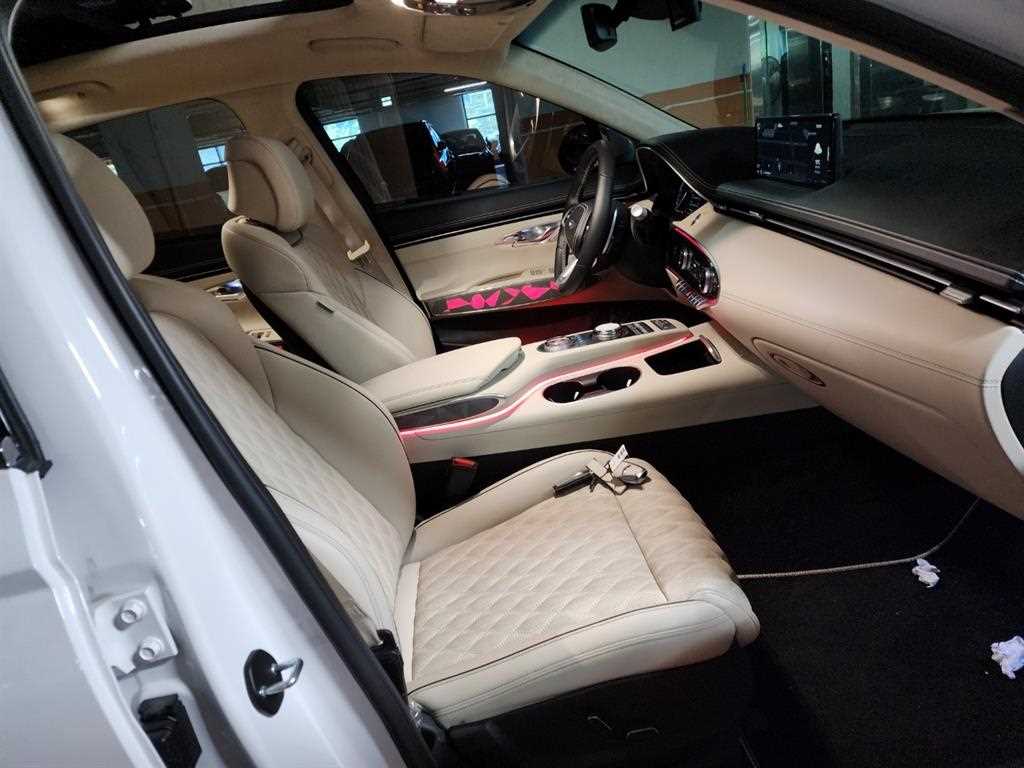 Genesis GV70 2023 Blanco - Importación desde Corea - HF Imports Iquique - Foto 16