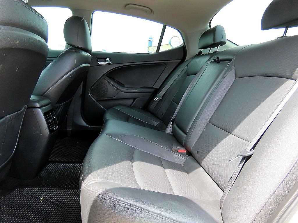 KIA K5 - Vista 6