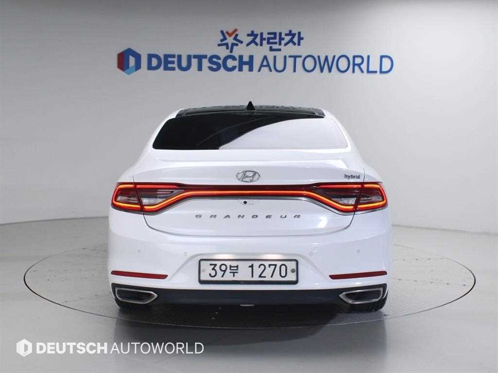 HYUNDAI Grandeur - Vista 4