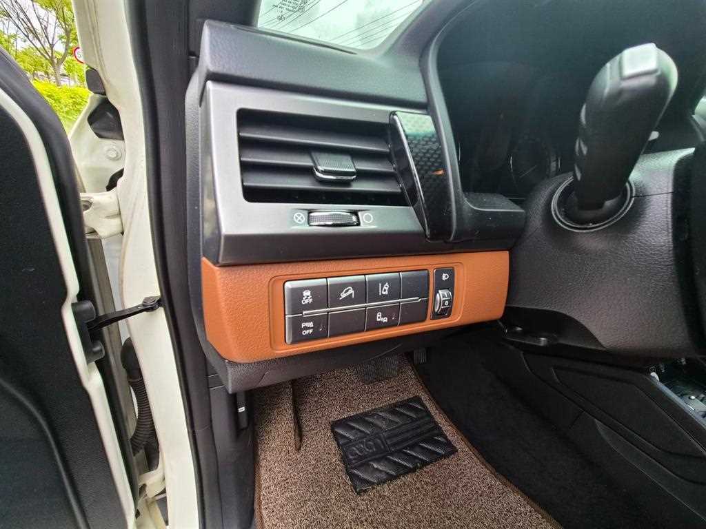 Ssangyong Rexton - Vista 11