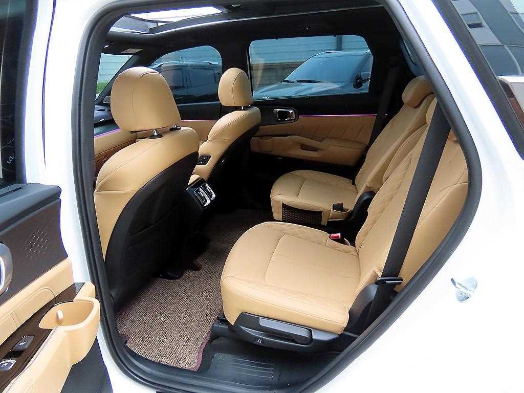 KIA Sorento - Vista 6