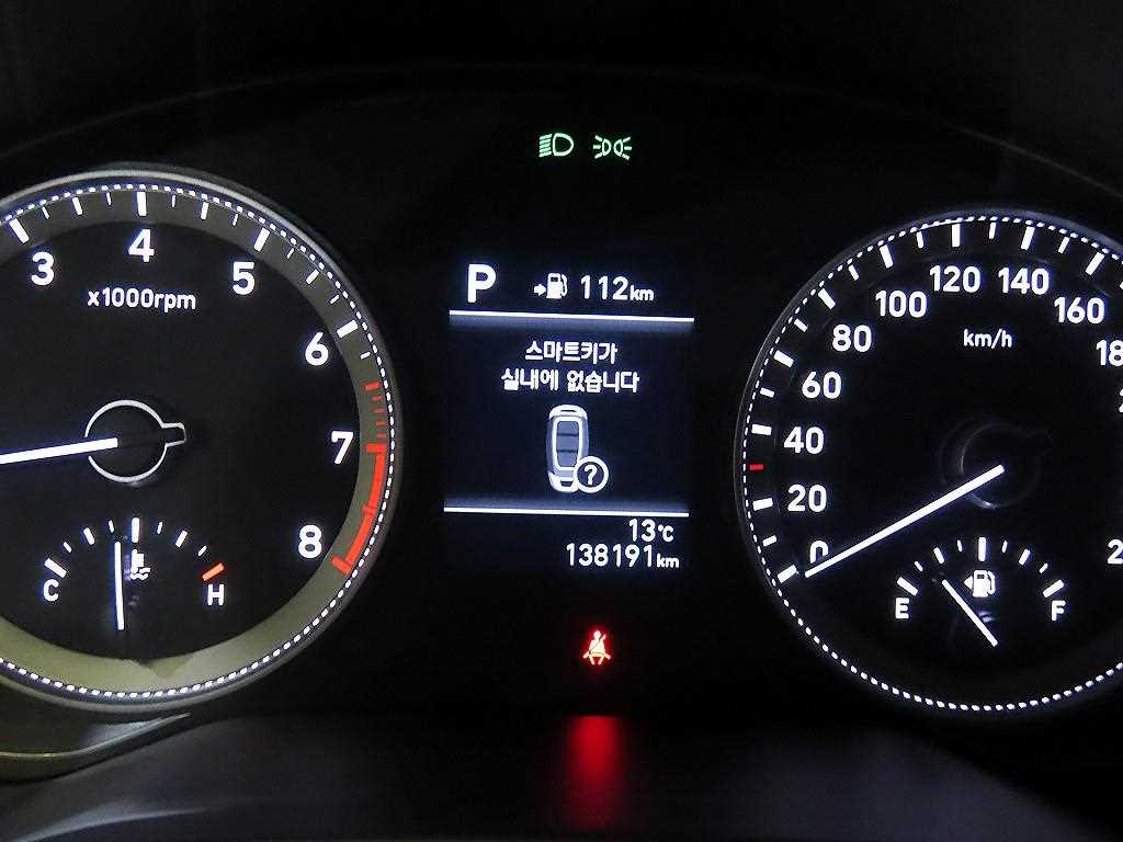 HYUNDAI Grandeur - Vista 9