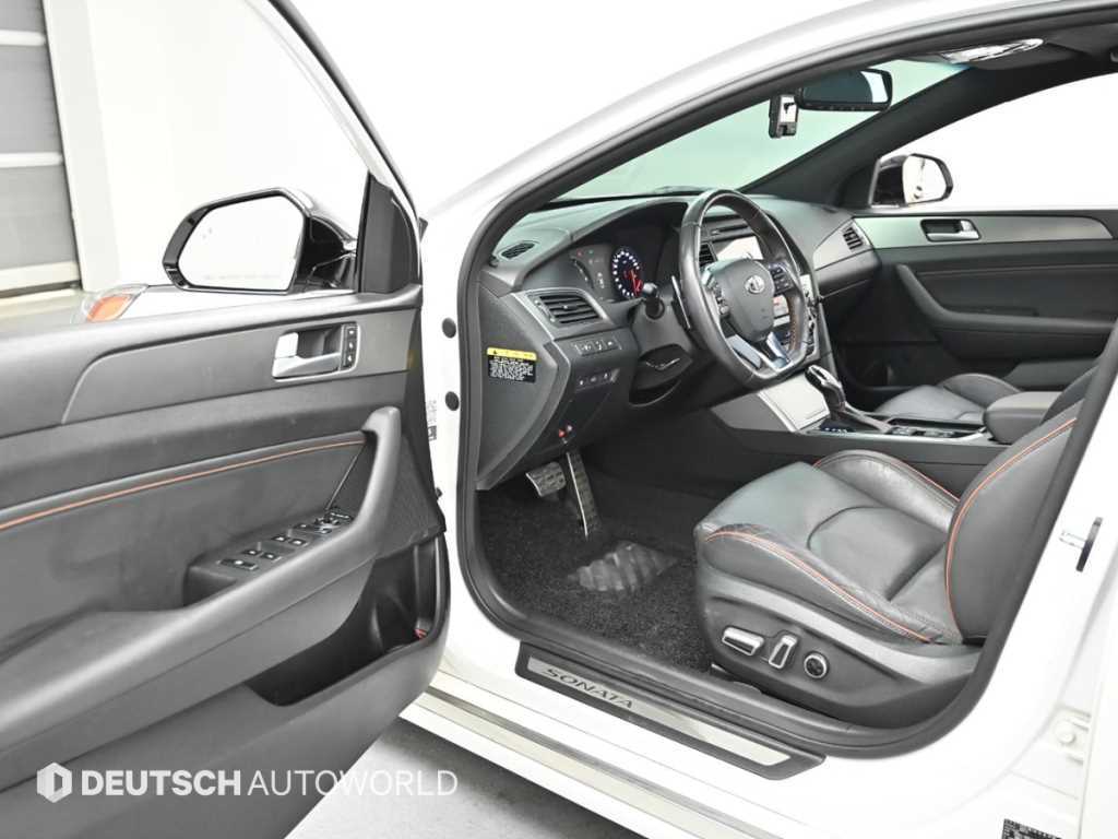 HYUNDAI Sonata - Vista 11