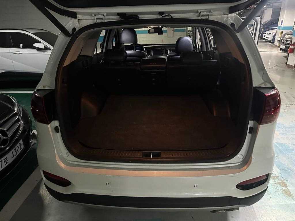 KIA Sorento 2018 Blanco - Importación desde Corea - HF Imports Iquique - Foto 19