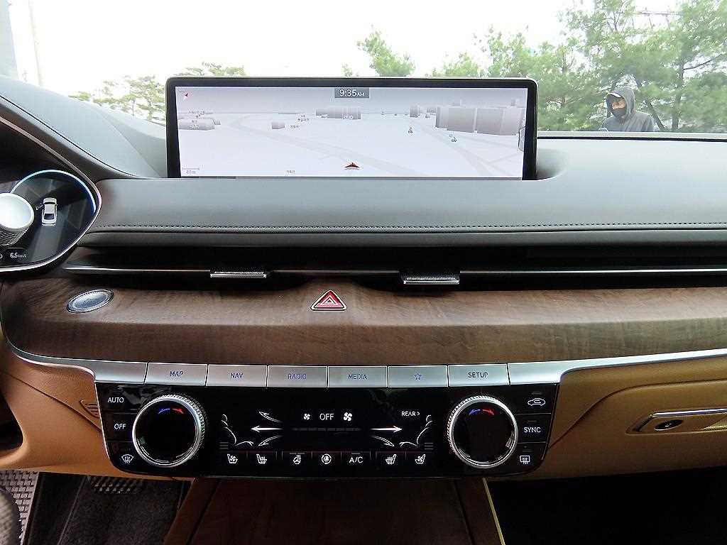 Genesis G80 2024 Verde - Importación desde Corea - HF Imports Iquique - Foto 13
