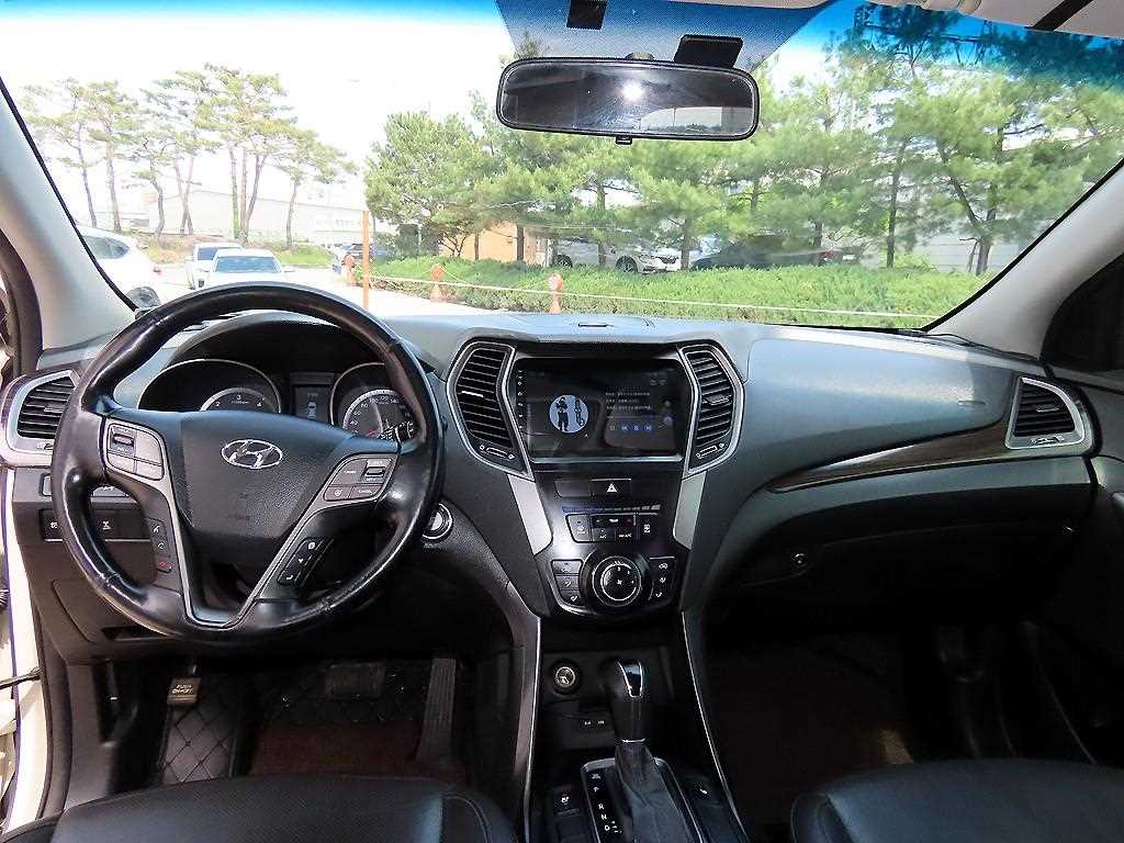 HYUNDAI Santa Fe - Vista 7