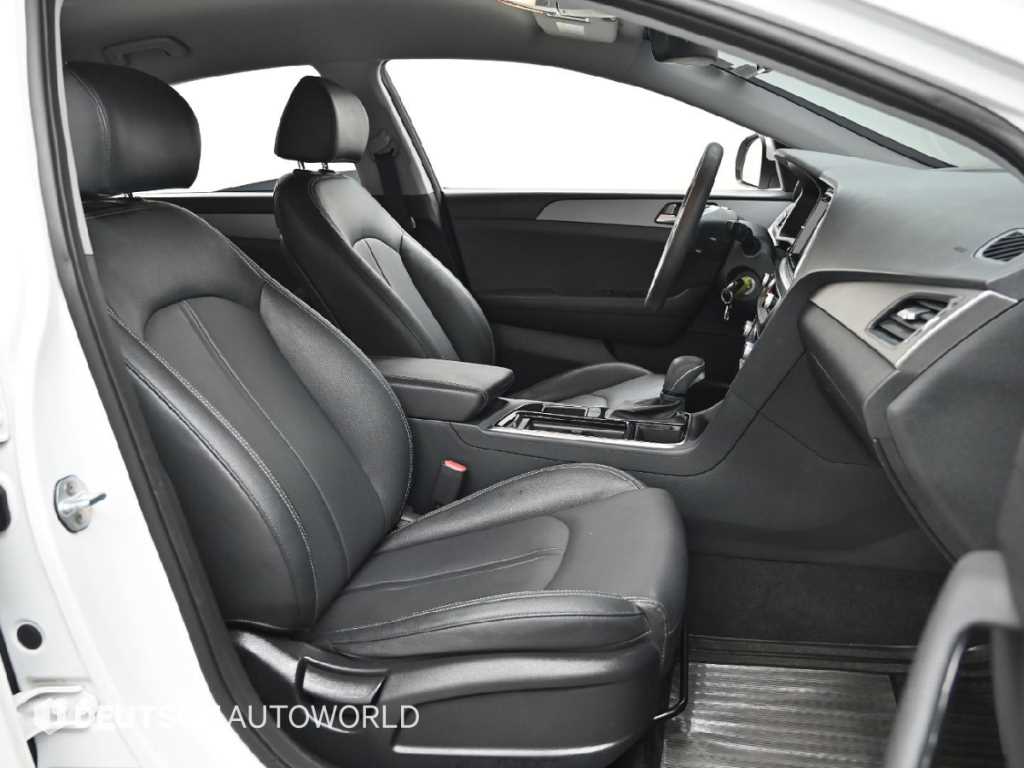 HYUNDAI Sonata - Vista 10