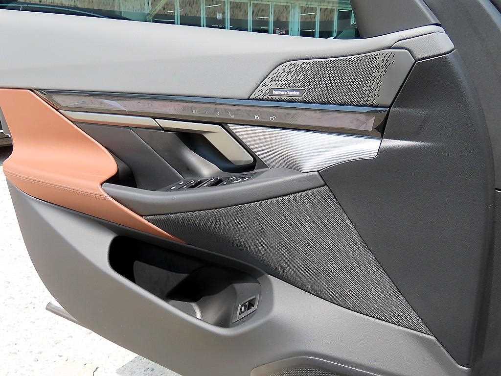 BMW 5 Series - Vista 12