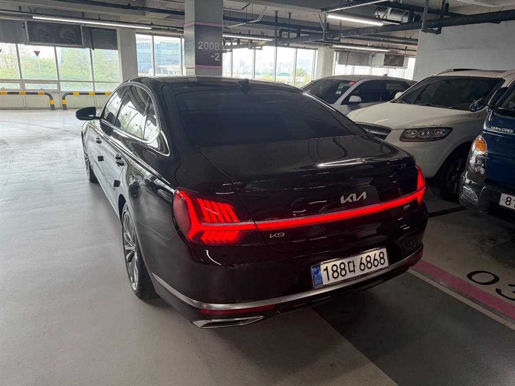 KIA K9 - Vista 4