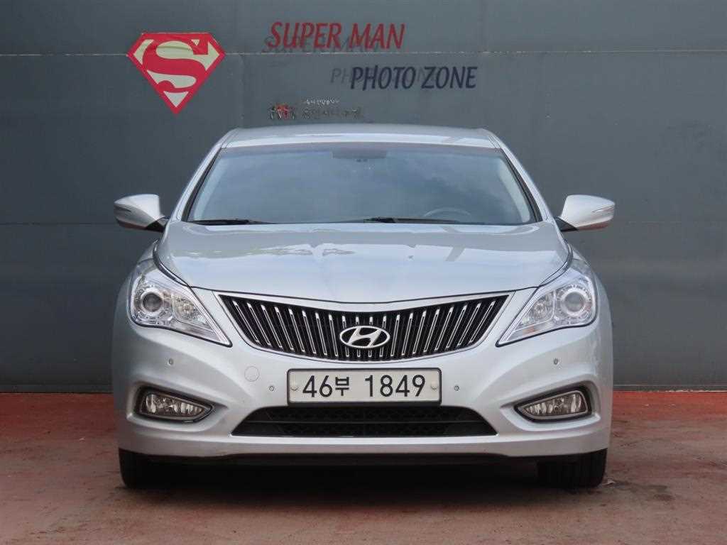 HYUNDAI Grandeur - Vista 2