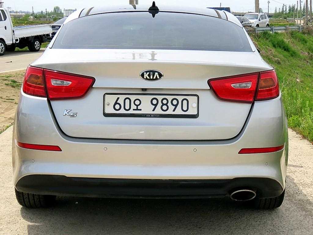 KIA K5 - Vista 4