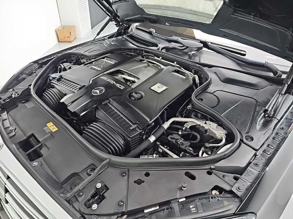 Mercedes Benz S Class - Vista 5