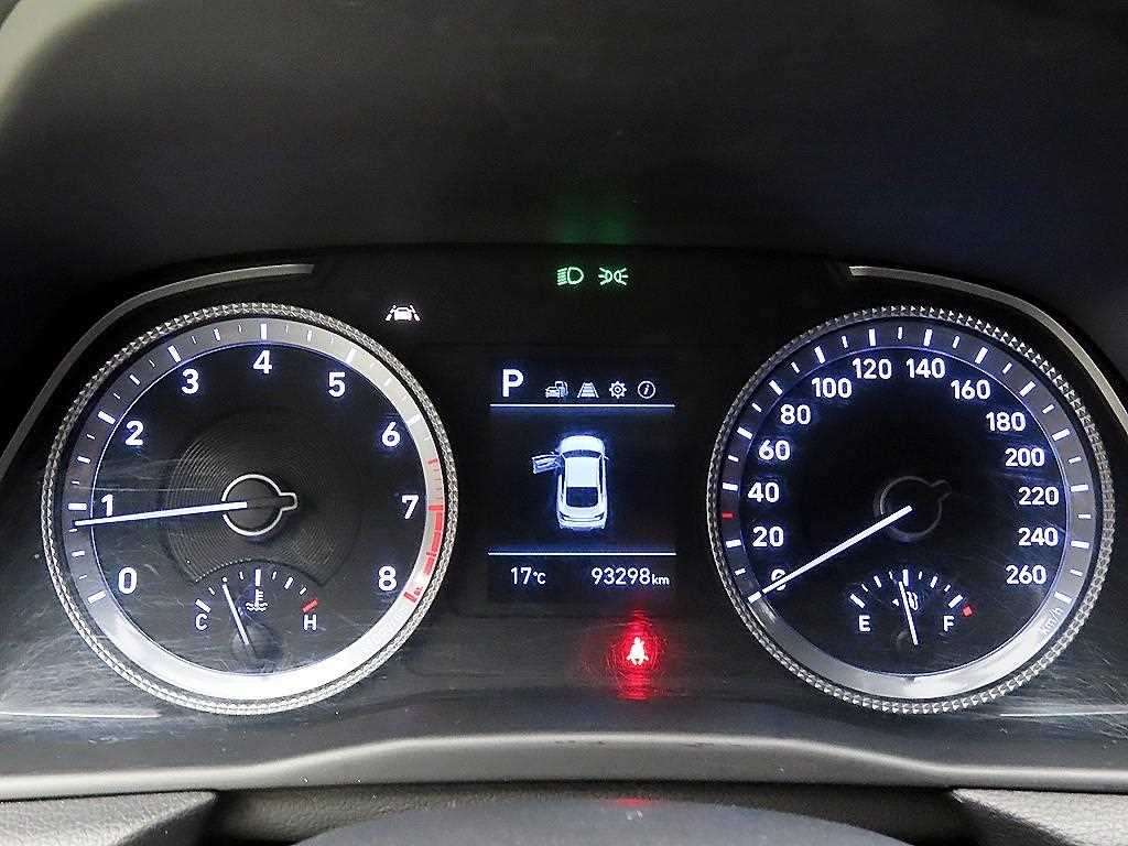HYUNDAI Sonata - Vista 8