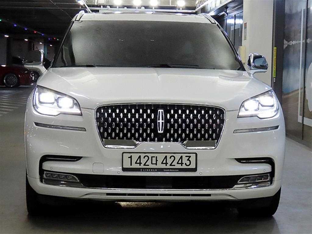 Lincoln Aviator - Vista 2