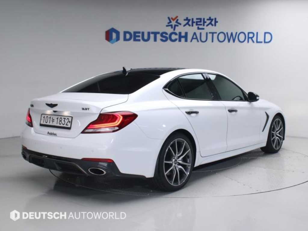 Genesis G70 - Vista 2