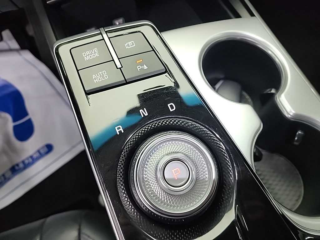 KIA K8 - Vista 8