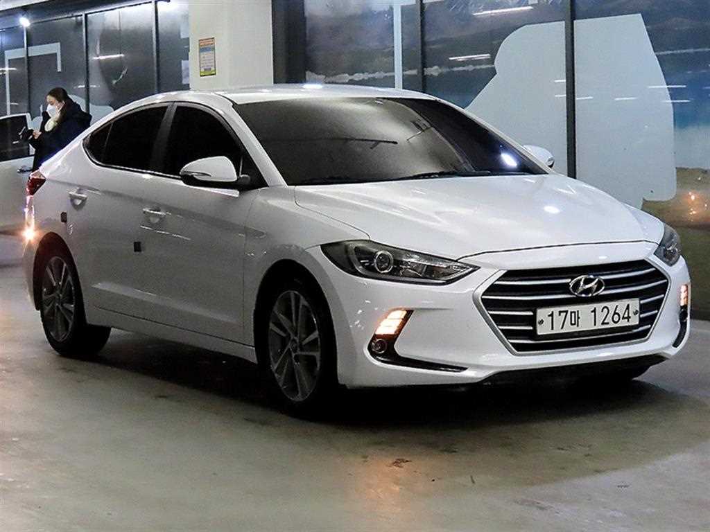 HYUNDAI Avante 2018 - Importación desde Corea - HF Imports Iquique - Foto 19