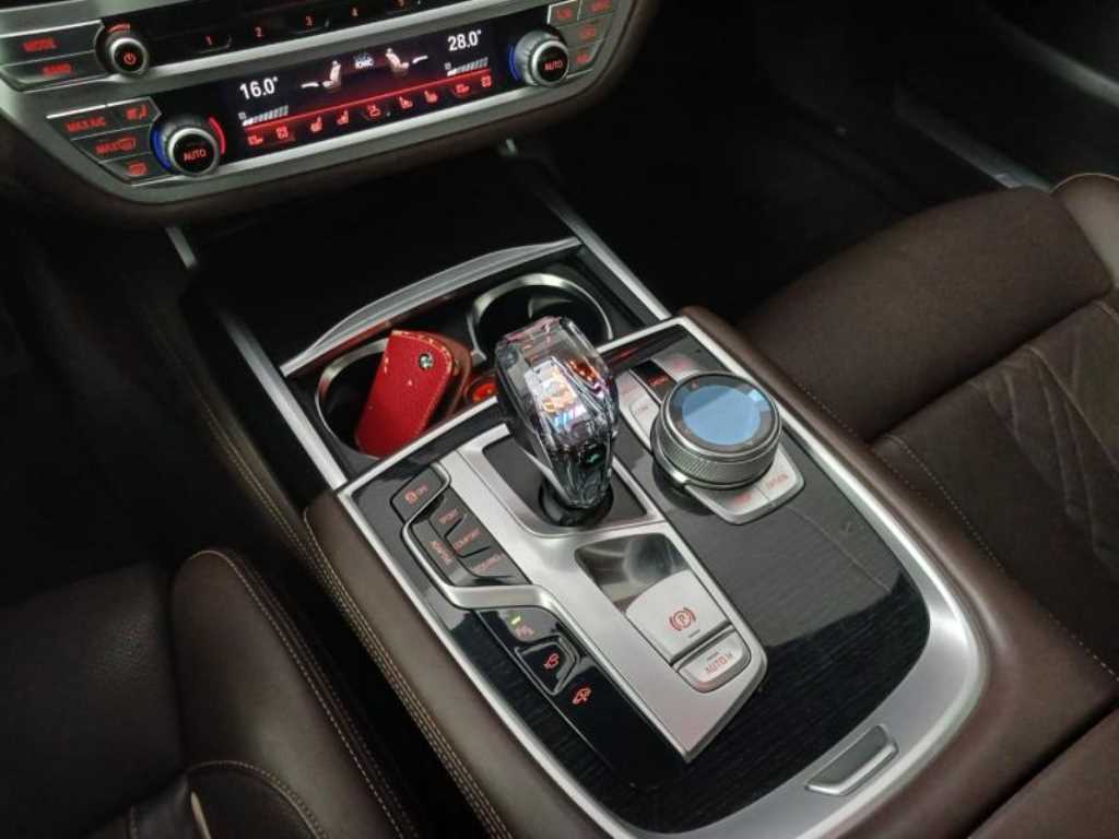 BMW 7 Series 2019 Blanco - Importación desde Corea - HF Imports Iquique - Foto 13