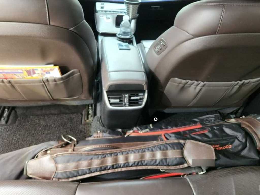 HYUNDAI Grandeur - Vista 7