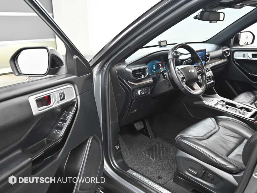 Ford Explorer - Vista 11