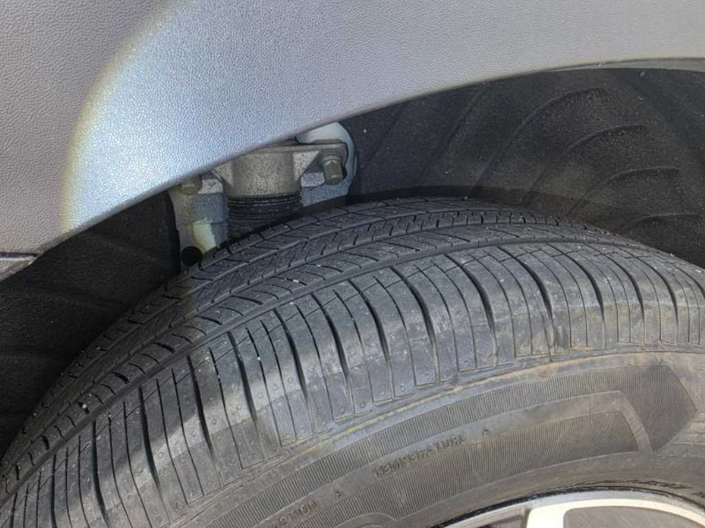 KIA Sorento - Vista 7